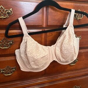 WACOAL Lace Women's Bra - Cream 38DDD